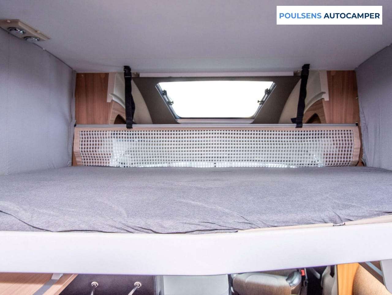 Espace couchage du Adria MATRIX 670 SC 2020 avec lit central