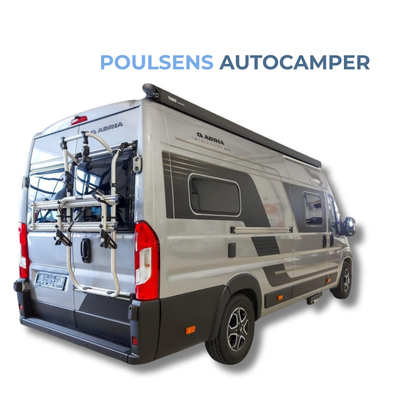 Vue arrière du Adria Twin Supreme 640 SLB avec auvent