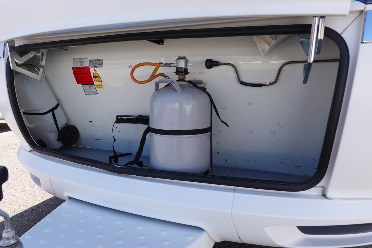 Vue extérieure avant de la Hobby 720 UKFe Prestige 2023
