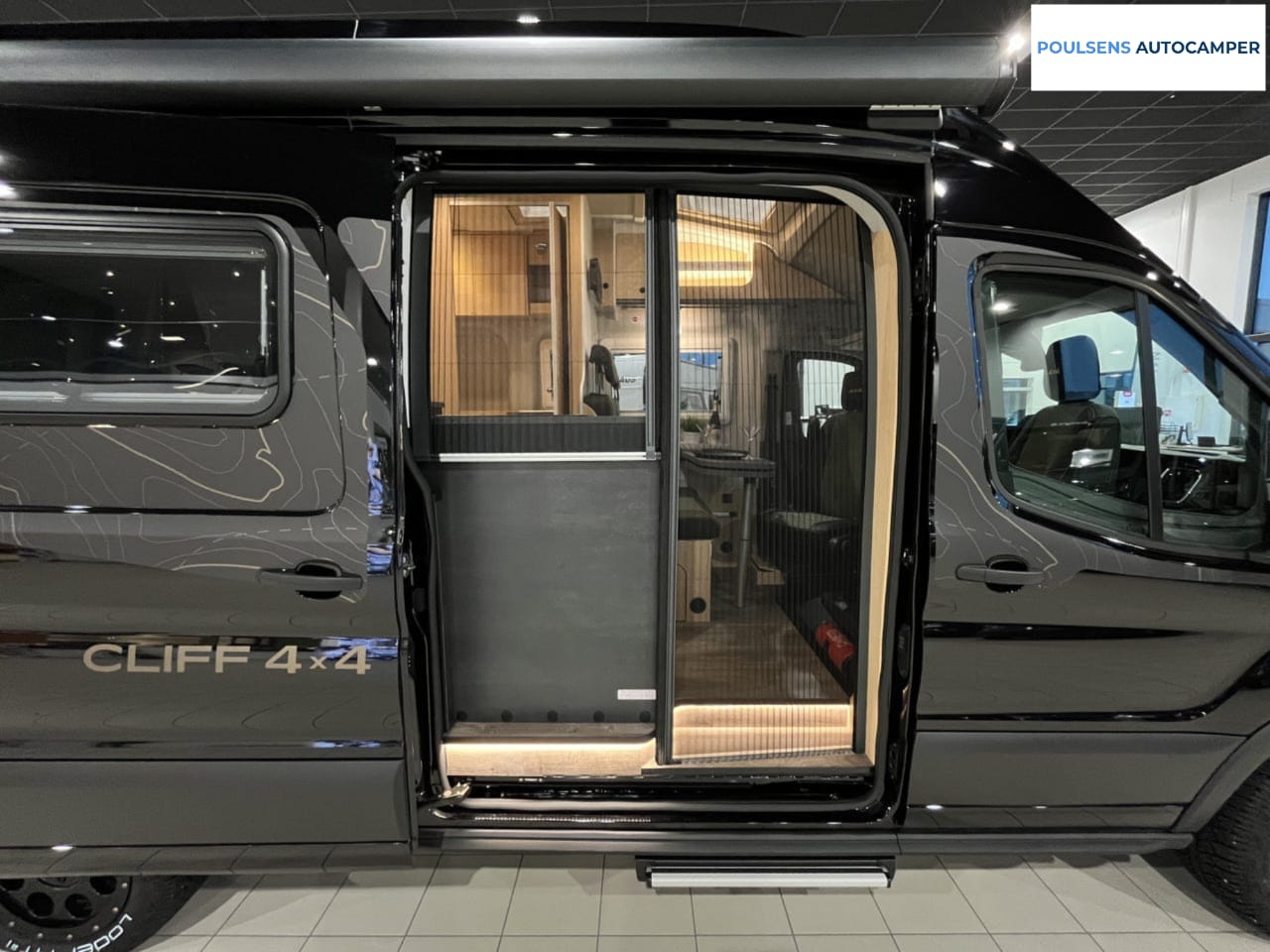 Vue extérieure du Sunlight Cliff 590 4x4 Green Trek 2026